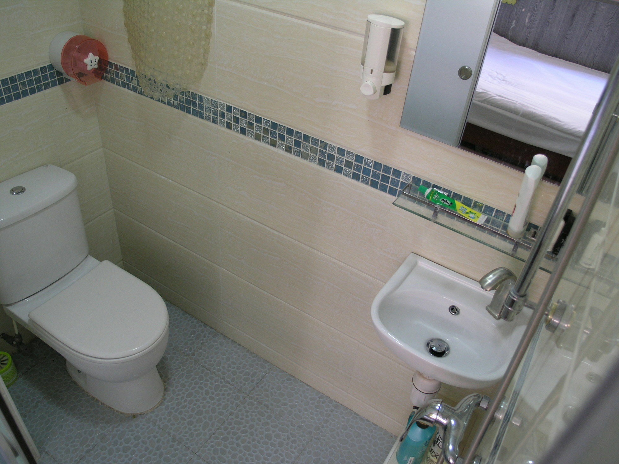 Majestic 7 Guesthouse Kowloon  Exterior photo